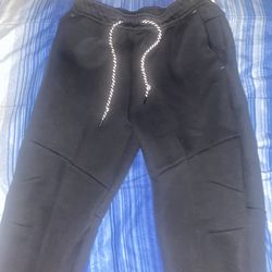 Nike Tech Pants (Black) M