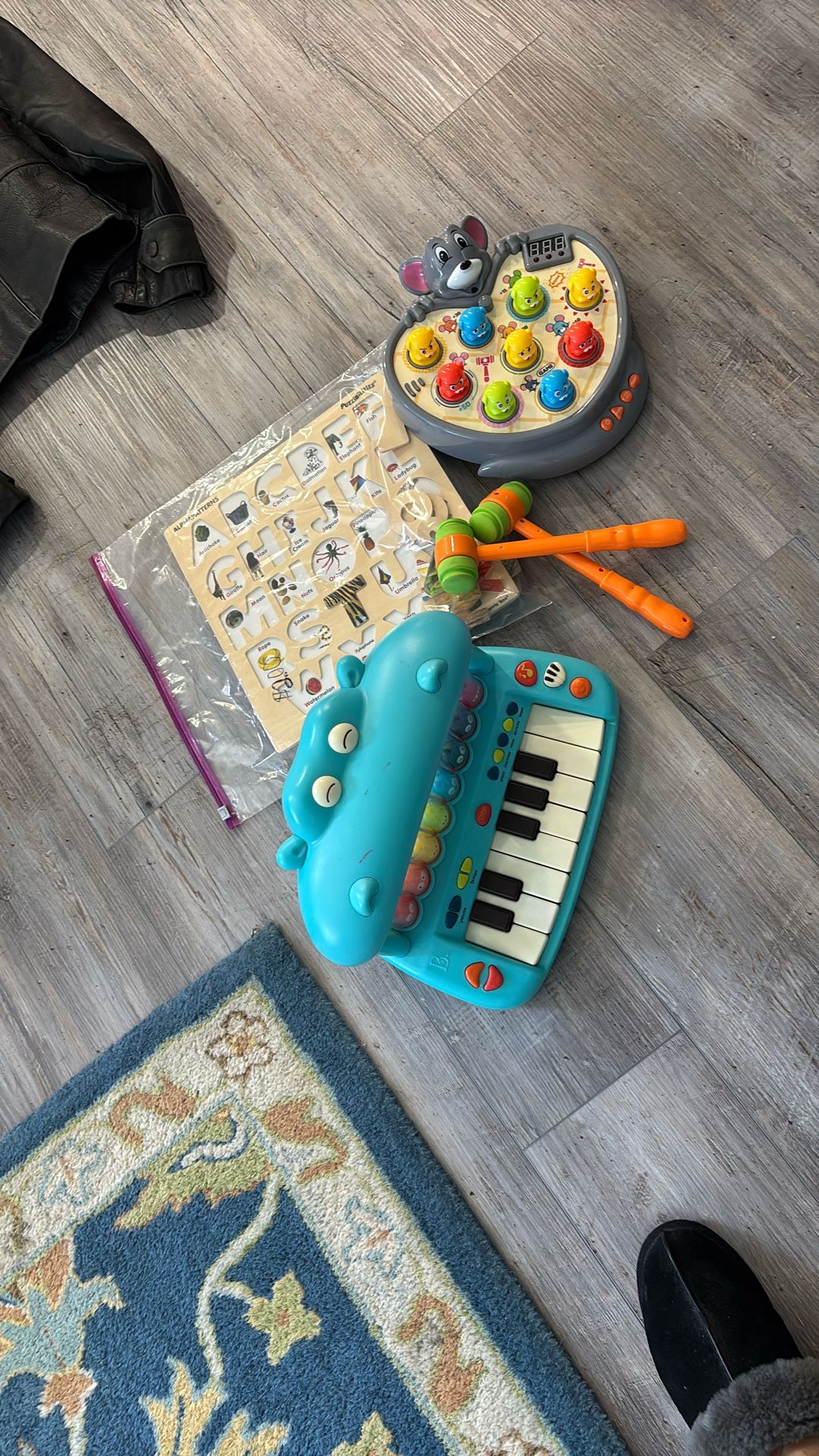 Great Toys For A Toddler And A Parcel And Complete State And Is In Great Shape. You Can Have All Three Of Them For $25 And Working Condition.