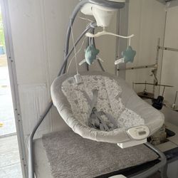 Graco Baby Swing