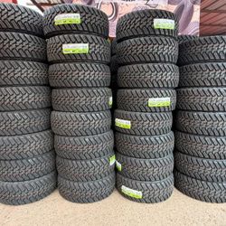 33/1250/20 New Mud Tires 