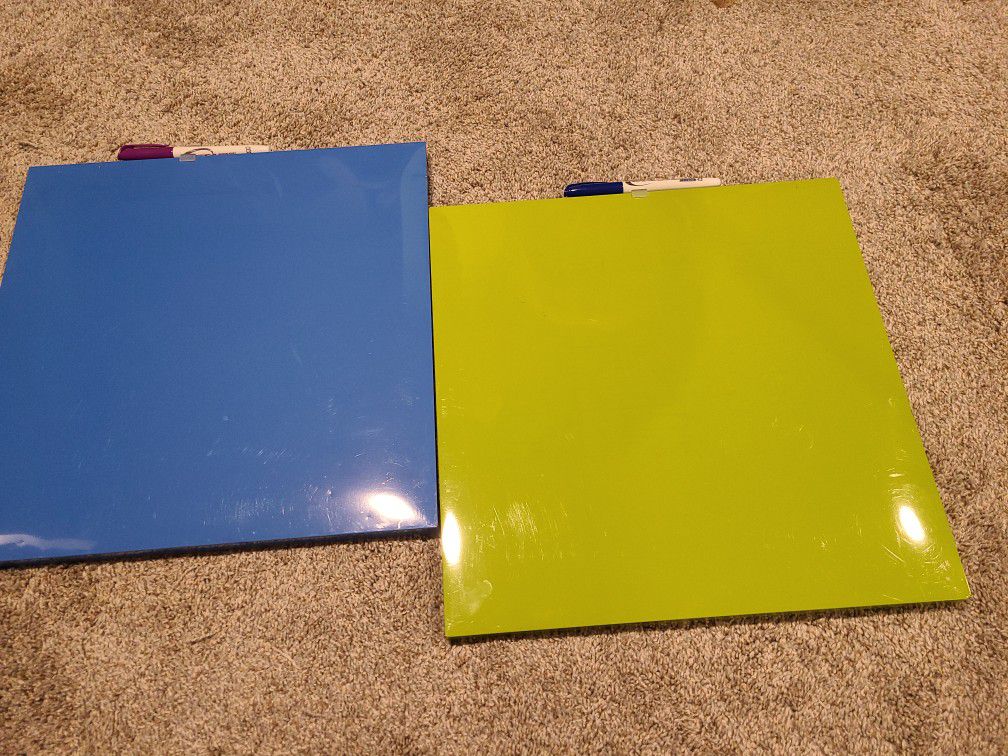 Green & Blue Square Whiteboards With Markers