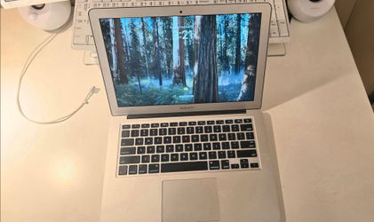 Apple MacBook Air