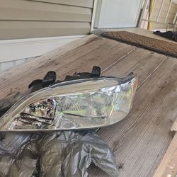 Acura TL 99-2001 Headlights. 