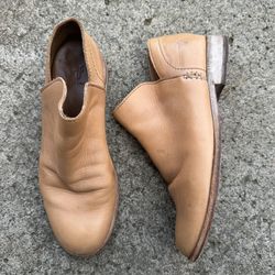 FRYE Women's Elyssa Shootie Style #(contact info removed) Cognac Ankle Boots 7.5