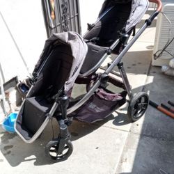 Stroller Convertible.