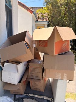 Free moving boxes in Glassell Park