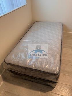 Twin mattress and box spring set (2pc - new) 