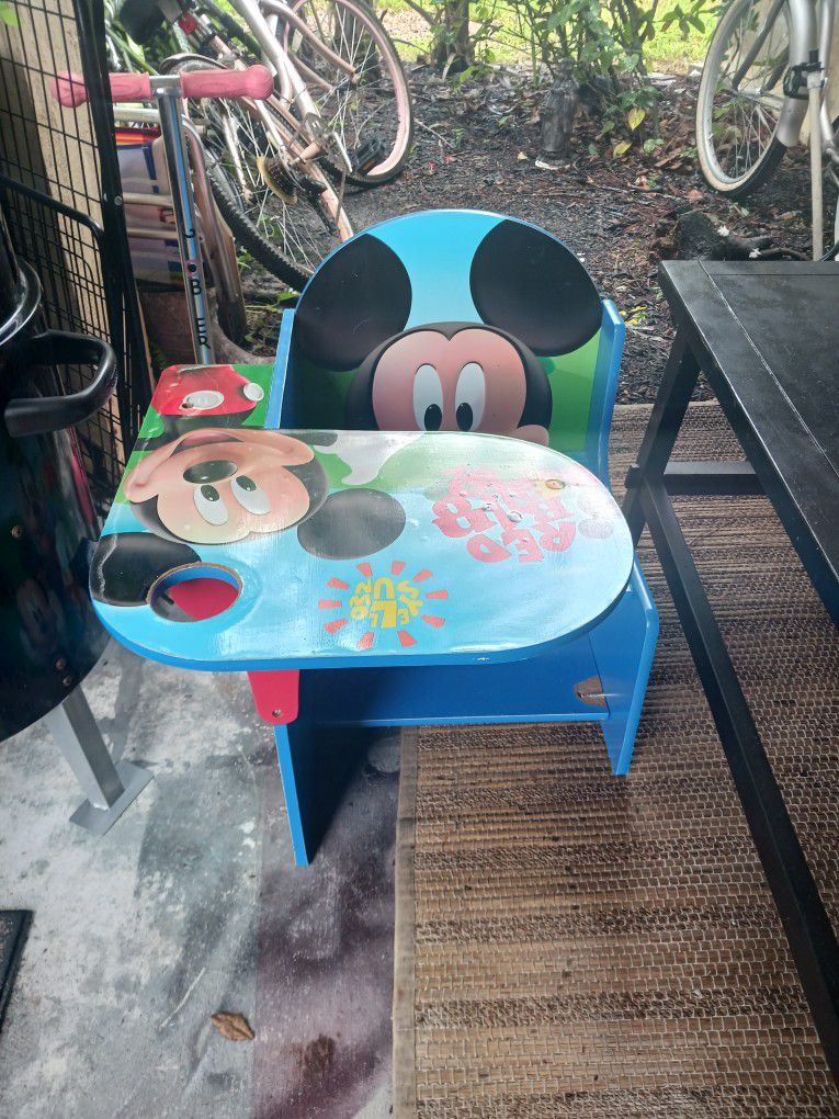 Super Cute Wood Mickey Seat Desk Table In 1 Pc 18 Firm Look My Post Tons Item