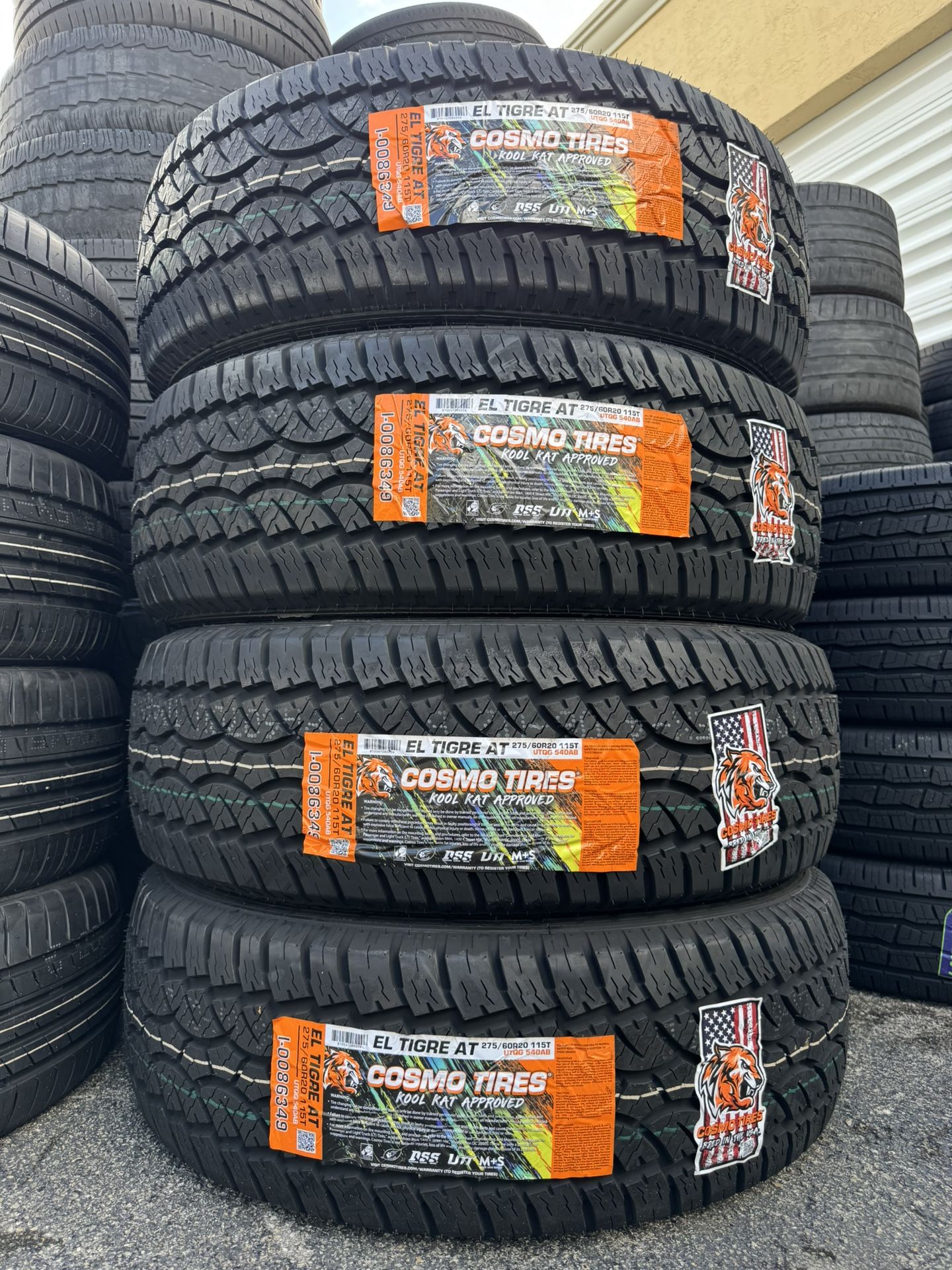 Set Cosmo 275 60 R20 