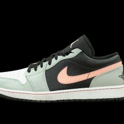 BRAND NEW!!! Jordan 1 Low Size 14M OG Colorway!!