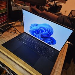 Dell XPS Gaming PC Intel i7-CPU 16GB Ram 1TB SSD GPU: NVIDIA RTX 