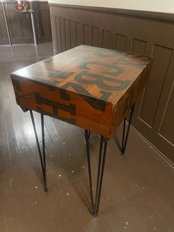 Hide-away-desk/Office