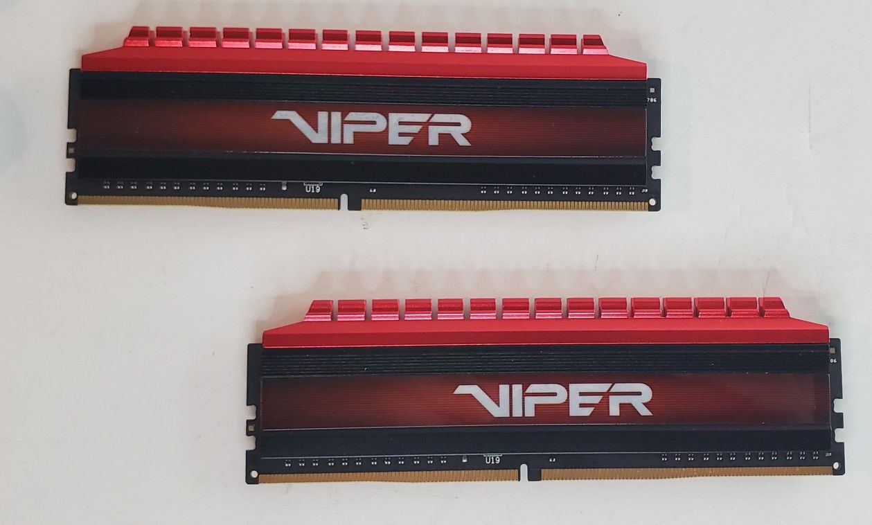Patriot Viper 16GB (2X8) R.A.M. Model PV416G340C6K