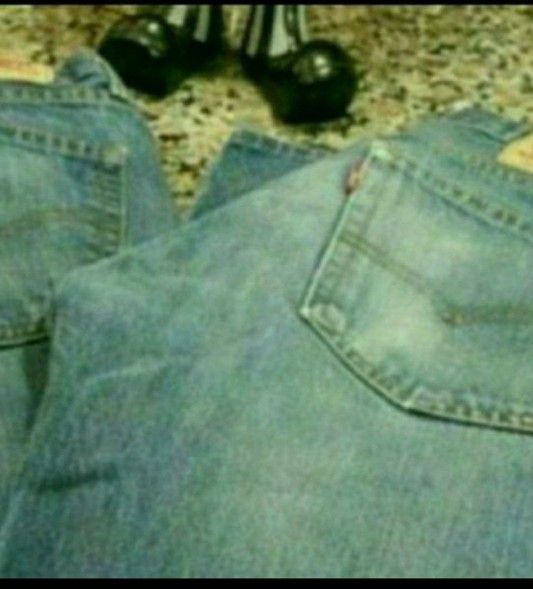 2 Pairs of Levi 508 30 x 30. Good Condition. Per pair, $25.00