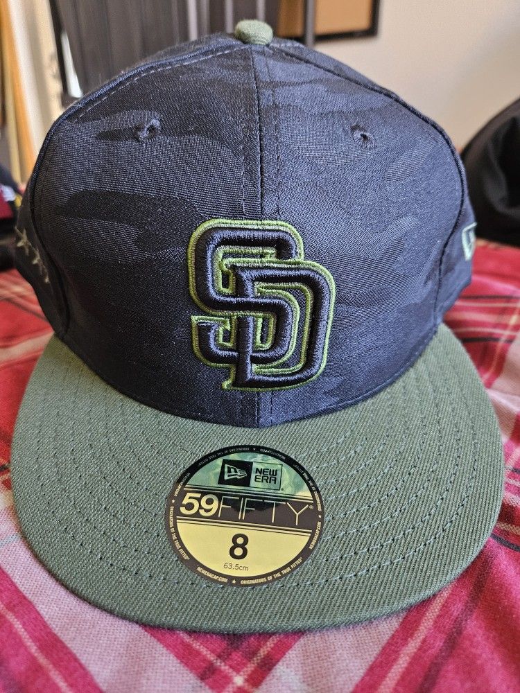 New Era Fitted Hat Size 8 San Diego Padres Military