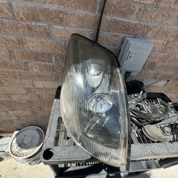 Volvo Headlight 2013 
