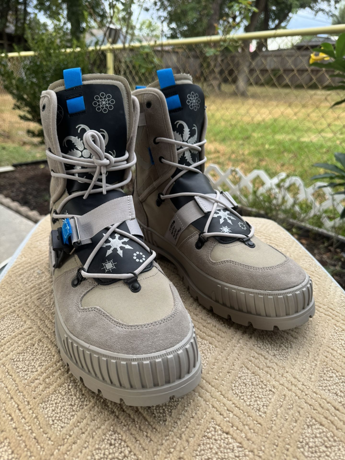 Palladium Unisex Dune Boots