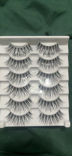 Wispy lashes