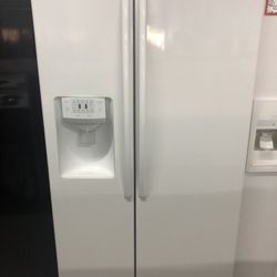 Samsung White Side By Side Refrigerator 