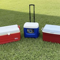 $15 each! 3 Beach Camping Ice Chest Coolers! Or $30 for all 3. One is missing drain plug 