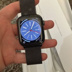 Apple Watch Series 8 45mm for Sale in Garfield Heights, OH - OfferUp