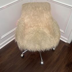fur chair for sale !