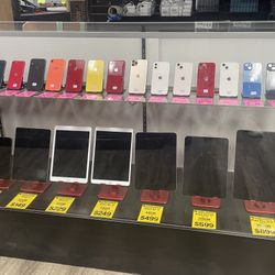 HUGE IPAD SALE AT BEST DEAL IN TOWN!!! Minis Pros Airs + More w. WARRANTY!!!