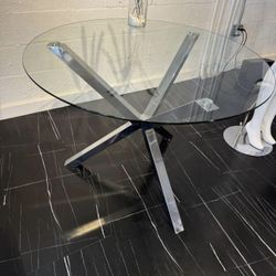 Round Glass Table 