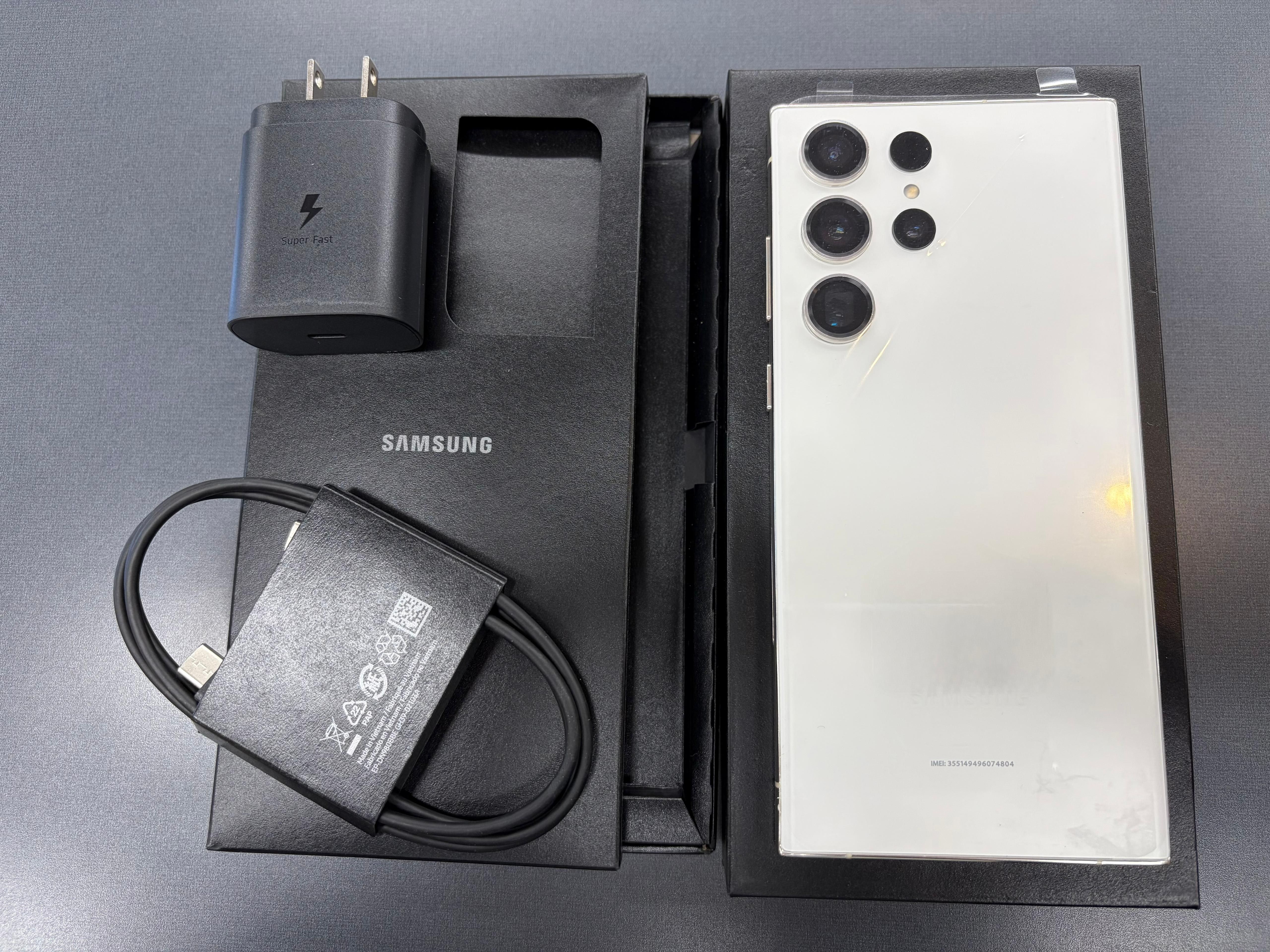 Samsung Galaxy S22 Ultra 128GB Unlocked | FlexEmarket Black Friday Sale