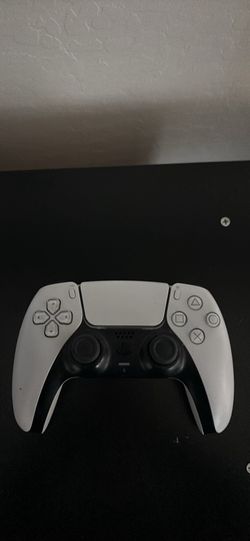 PS5 DualSense Wireless Controller – White