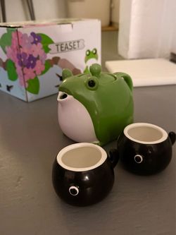 Frog Ceramic Tea Set with Two Cups