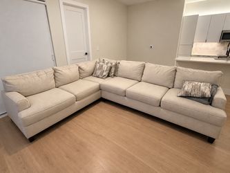 Modern Beige Sectional/Couch – Excellent Condition – Originally $1,500