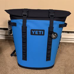 Brand New Backpack Soft Cooler In Big Wave Blue