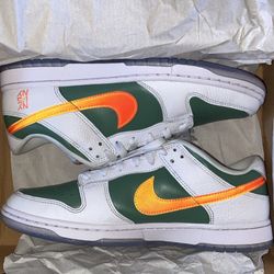 $160 NIKE DUNKS
