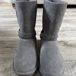 Bearpaw Women’s Size 7 Gray Boots 