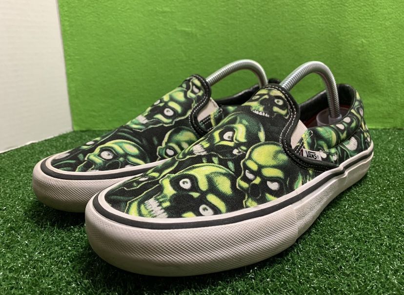 Supreme X Vans Skull Pile