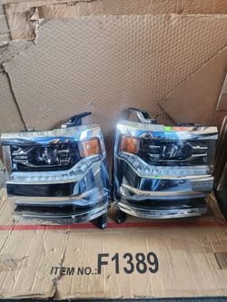 2018,2020 chevi silverado pair of headlights
