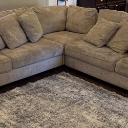 Sectional Sofa 