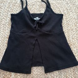 Black Hollister top