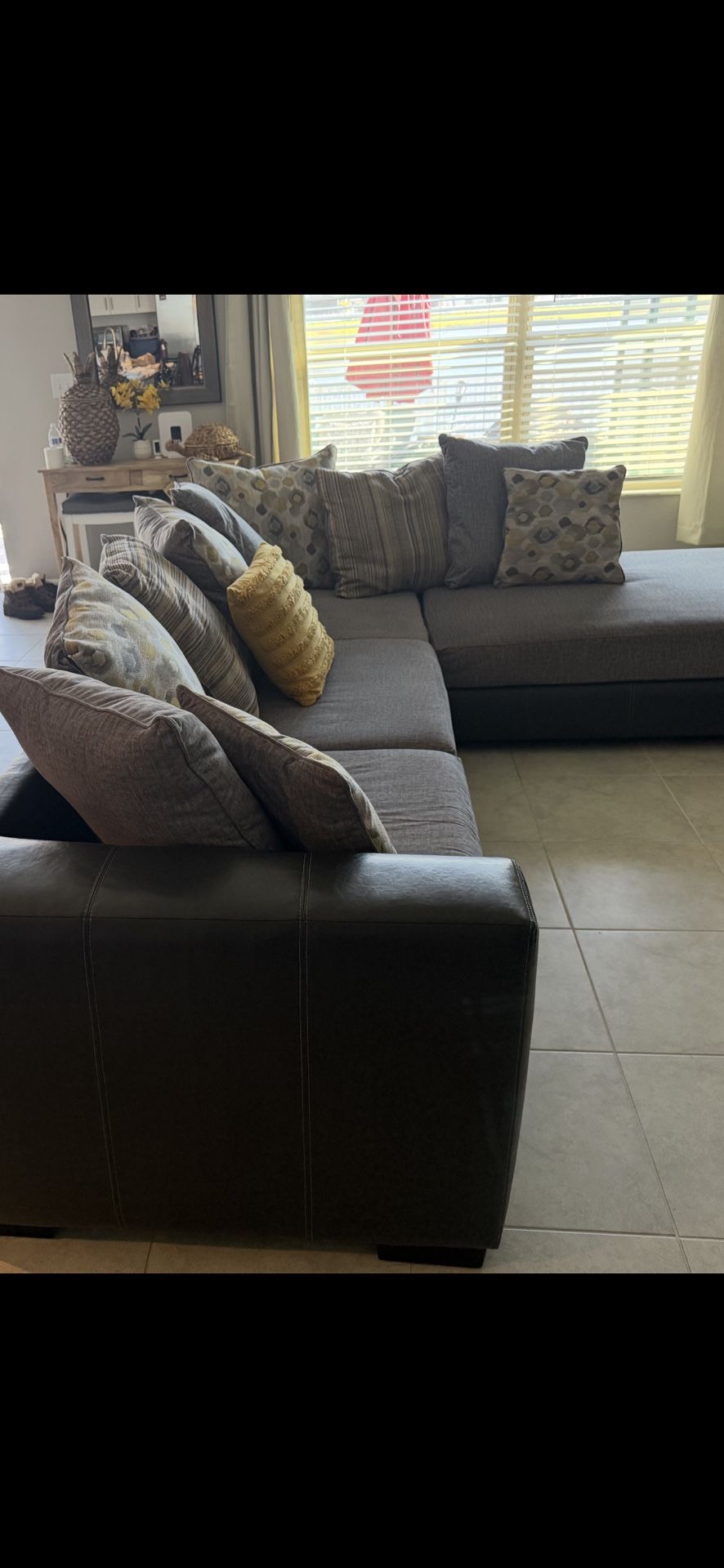 Sectional- Gray/Black