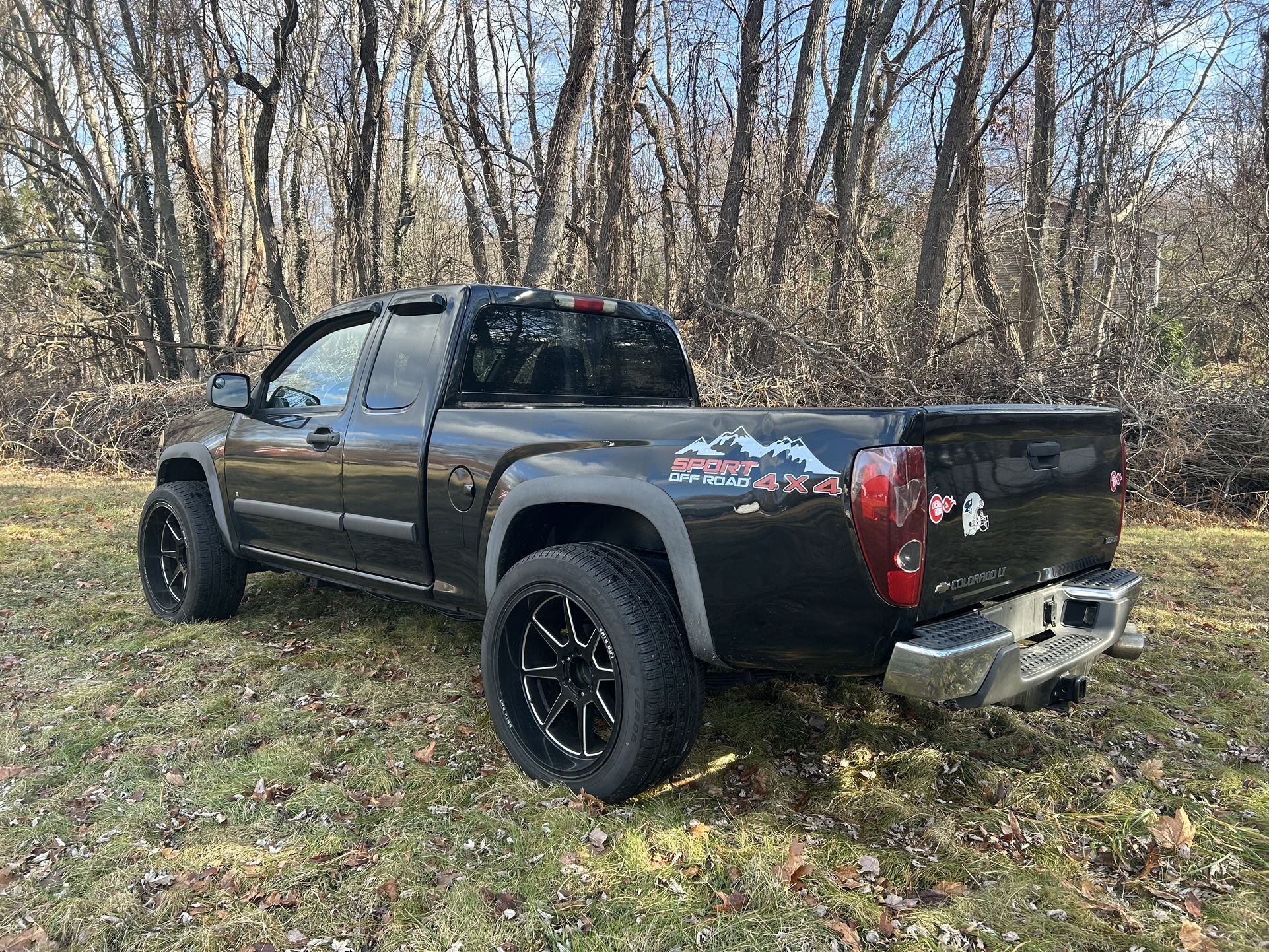 CHEV COLORADO SE - 4x4