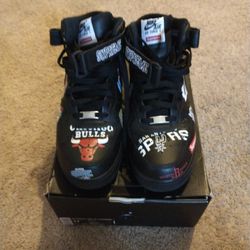 AF1 Supreme Mid NBA Black