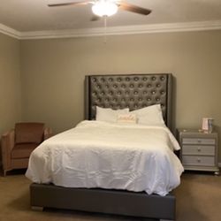 Queen Bed Set , Night Stand, Pink Sofa 