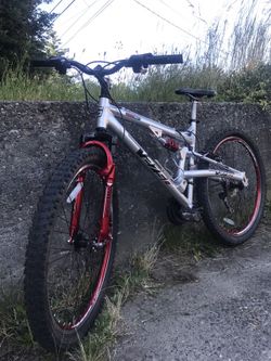 27.5 genesis v2750 full suspension disc brake mountain bike for Sale in Seattle WA OfferUp