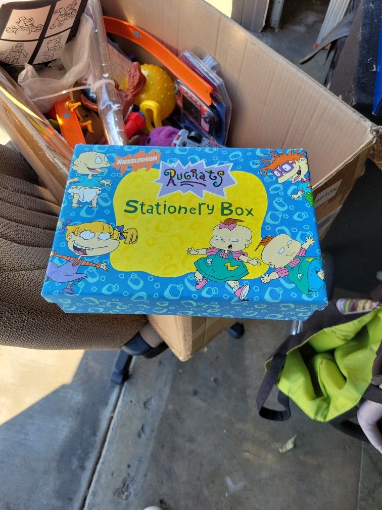 1997 Rugrats Station Box. New