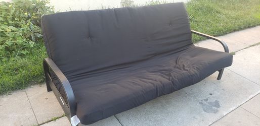 Sofa cama buenas condiciones