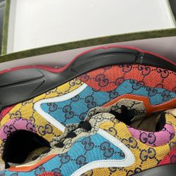 Gucci Shoes 