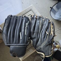 Softball Gloves