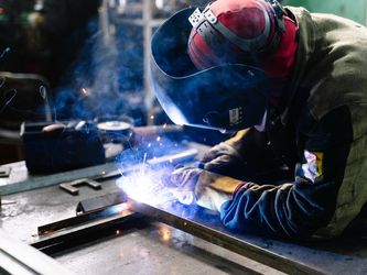 MOBILE WELDER