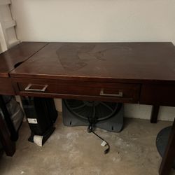 Desk And Office Chair Free